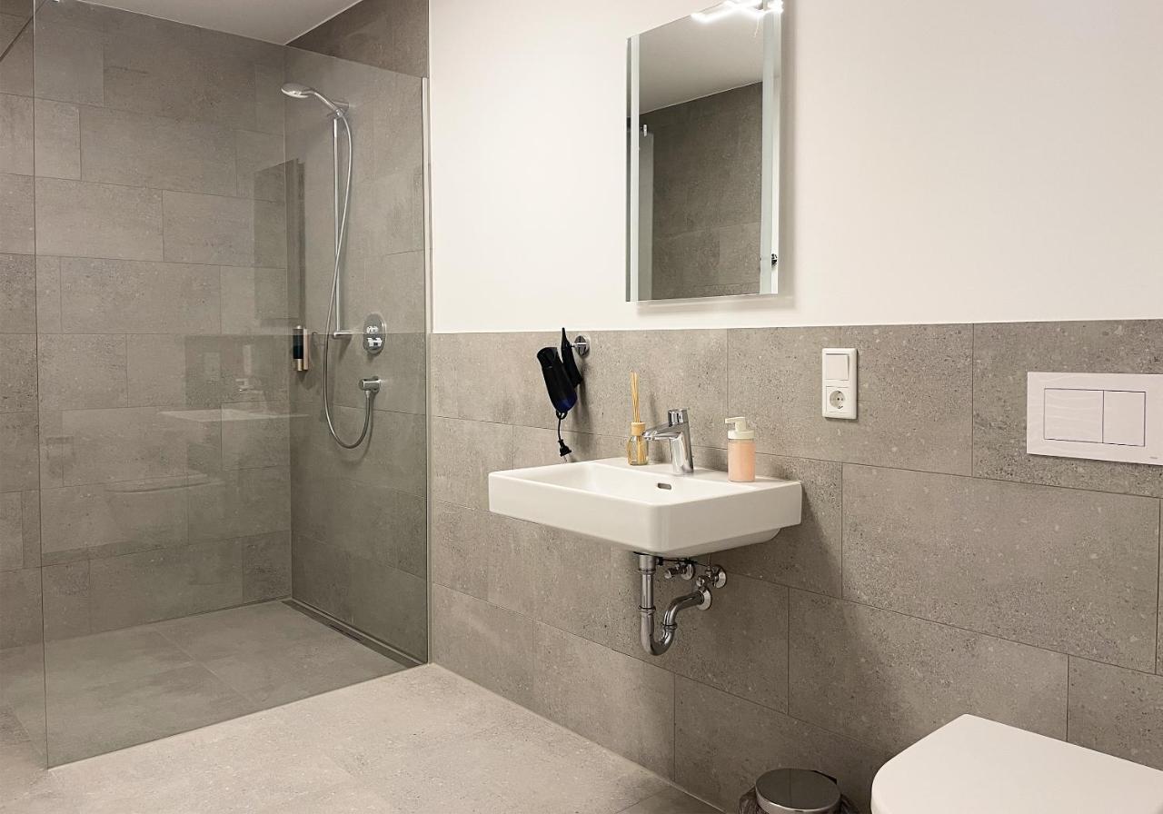 Moderne Apartments Im Herzen Der Stadt I Private Tiefgarage Mit Ladesaeulen I Home2Share Ibbenbüren エクステリア 写真